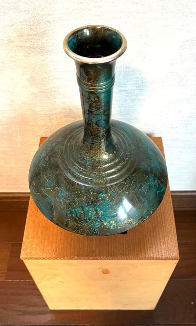 花瓶 エメラルドグリーン 金筋 高貴な印象 高級花器 華道 表千家 床間 骨董