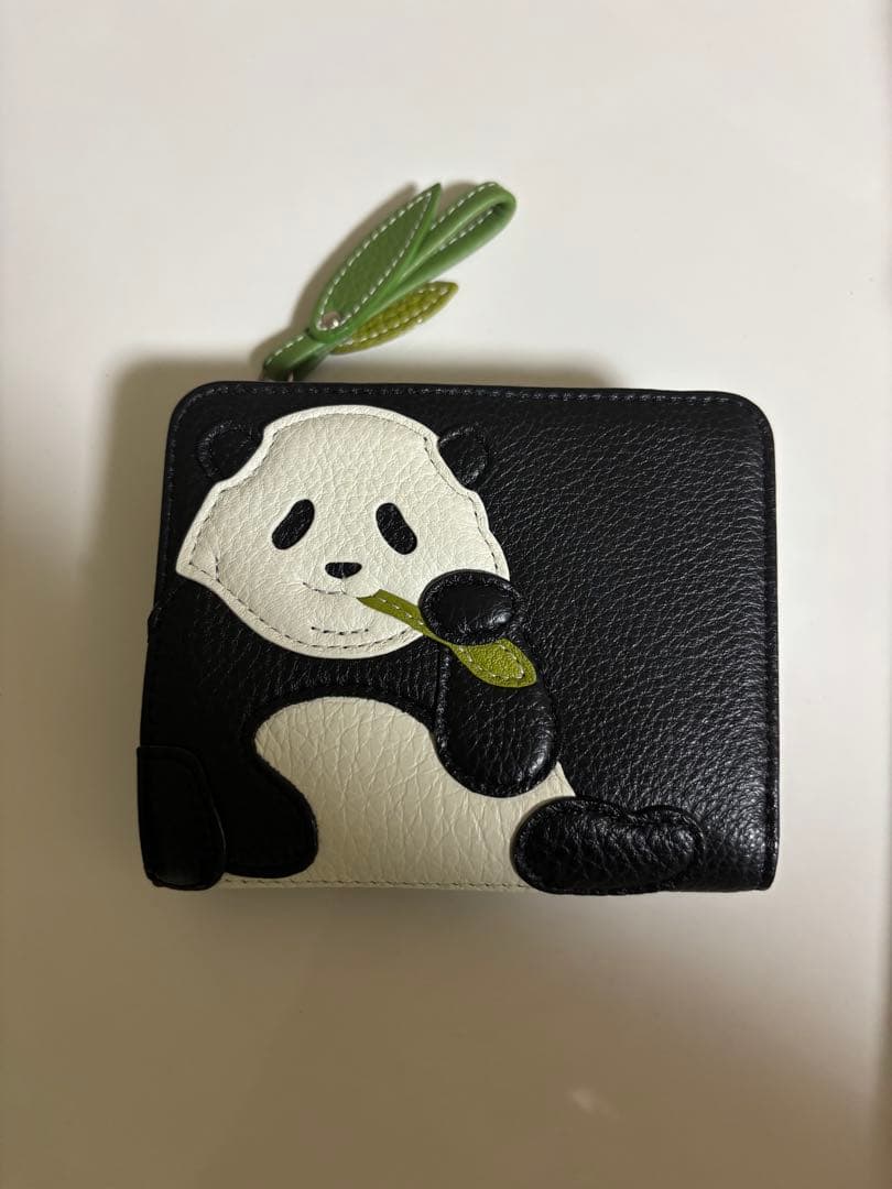 【新品未使用】IBIZA パンダデザイン 二つ折り財布