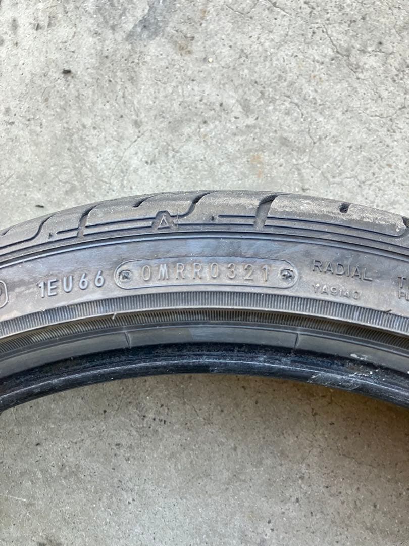 18インチ サマータイヤ 215/40r18