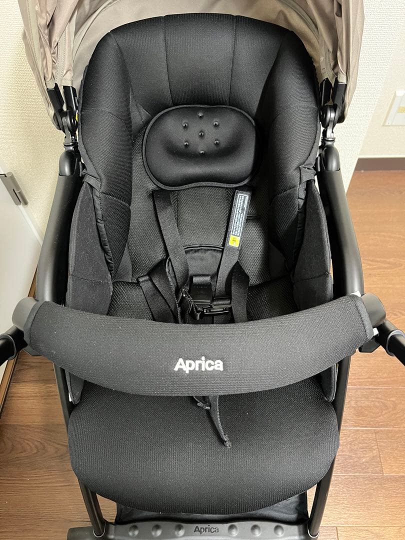 【美品】アップリカ　カルーンエアーメッシュ　ベビーカー