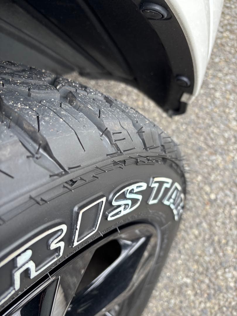 【ほぼ新品・4本セット】225/60R18 M+S