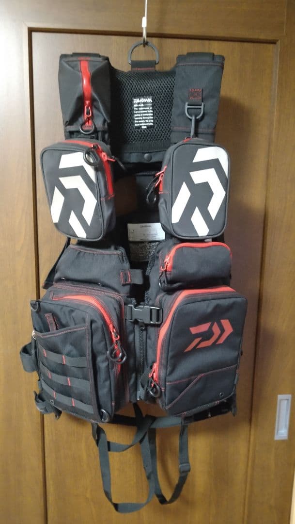 ダイワ　DF-6107 ベンチクールゲームベストⅢライフジャケット