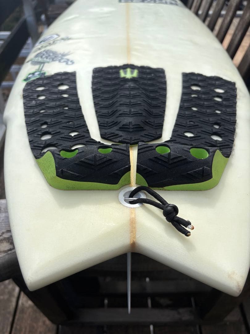 FUTURE PEOPLE ショートボード 小波スペシャル