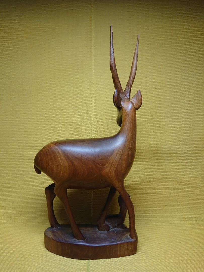 ビンテージ　鹿　木彫り　紫檀　彫刻　置物　インテリア　工芸品　美術品　A2588