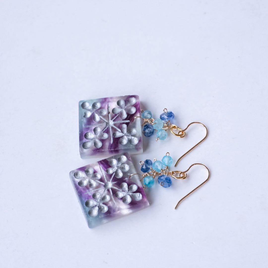 廃盤レア商品♦︎14kgfフローライトクリスマスキルトカービングピアス