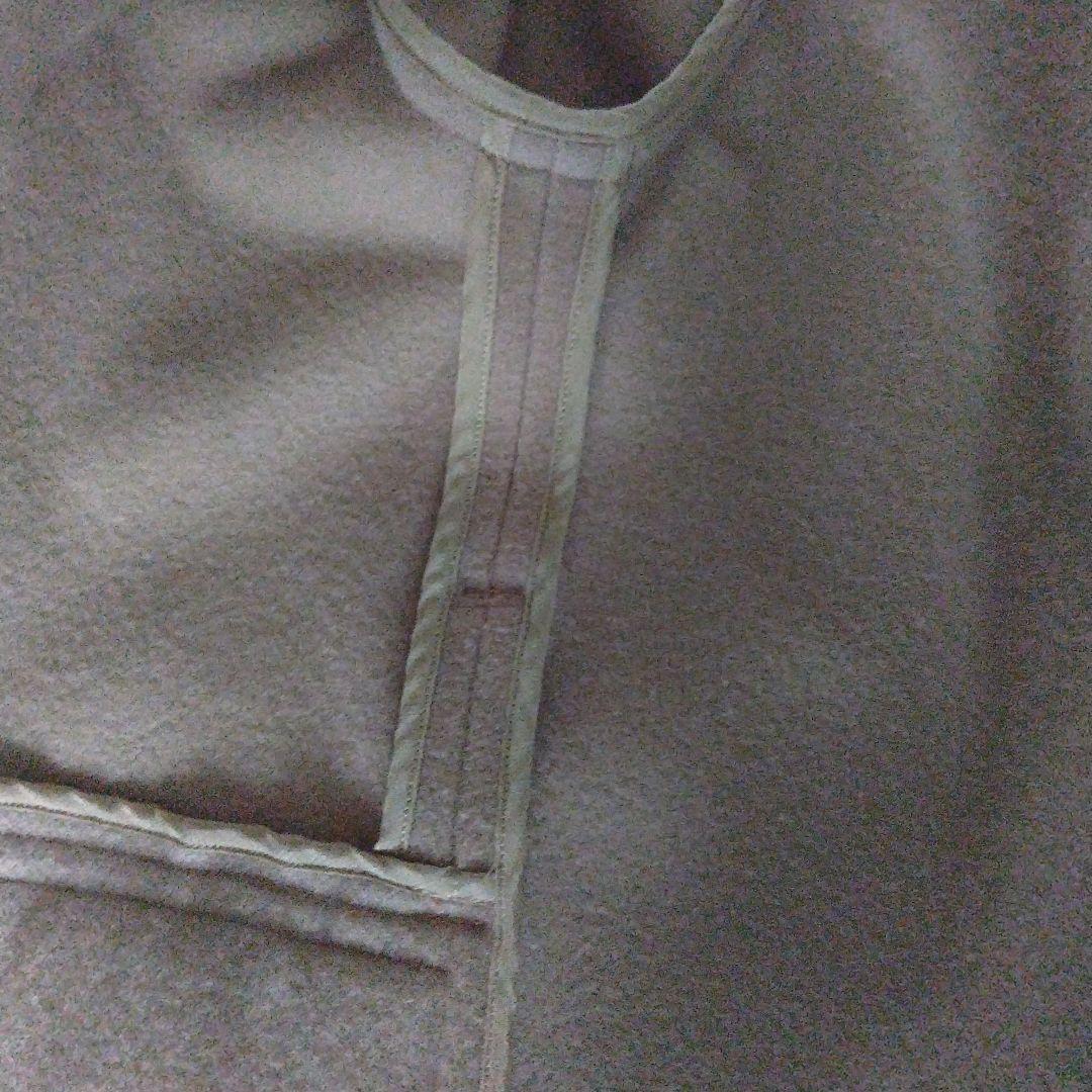 ヨーガンレール、大人女子のベージュロングコート、ベルト付き