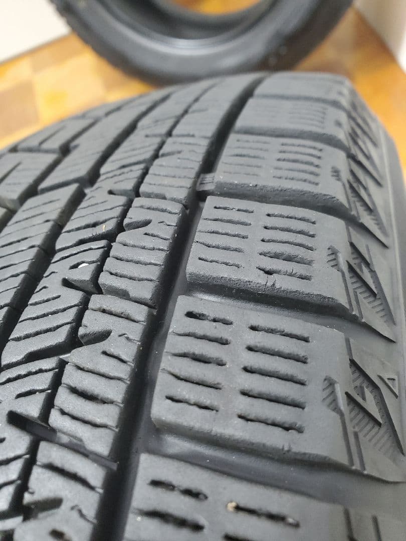 185/60R15 スタッドレス ヨコハマ IG60