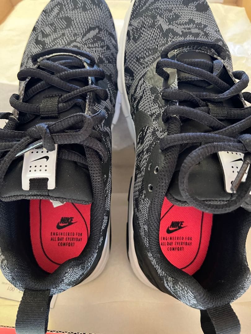 限定Nike ランニングシューズ ブラック/グレー