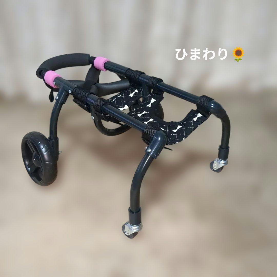 ワンちゃん4輪　リハビリ　食事補助　犬用車椅子　シニア犬補助　犬の歩行器