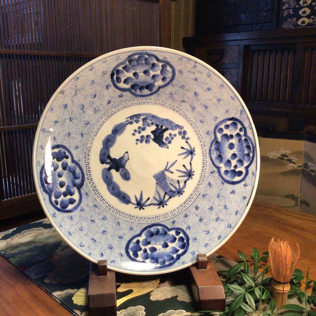 A864 古伊万里　染付　微塵唐草　窓絵牡丹に菊　大皿　（1尺3寸）1枚