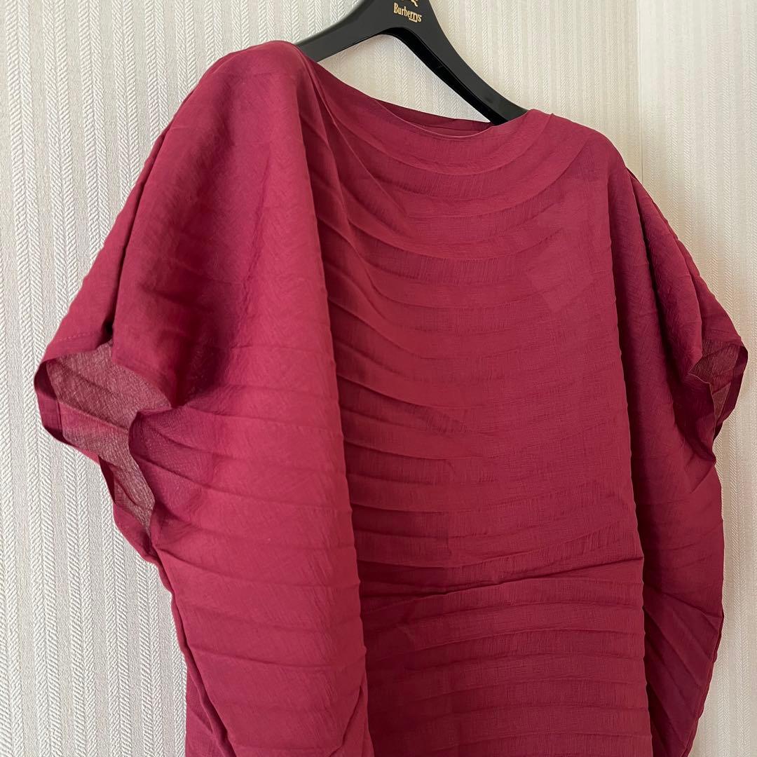 新品未使用　me ISSEY MIYAKE チュニック　ワインレッド　フリー