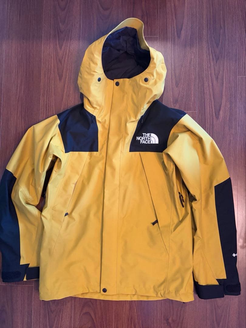 美品　THE NORTH FACE マウンテンジャケット NP61800 M
