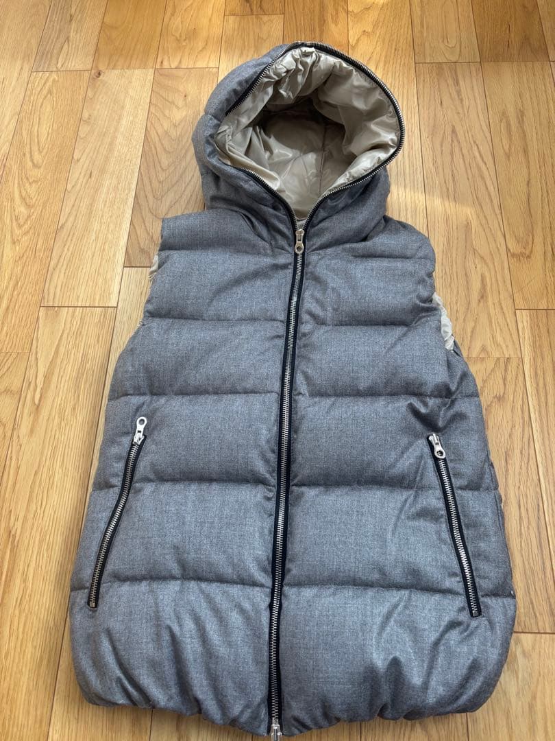 デュベティカ　ダウンベスト　40サイズ