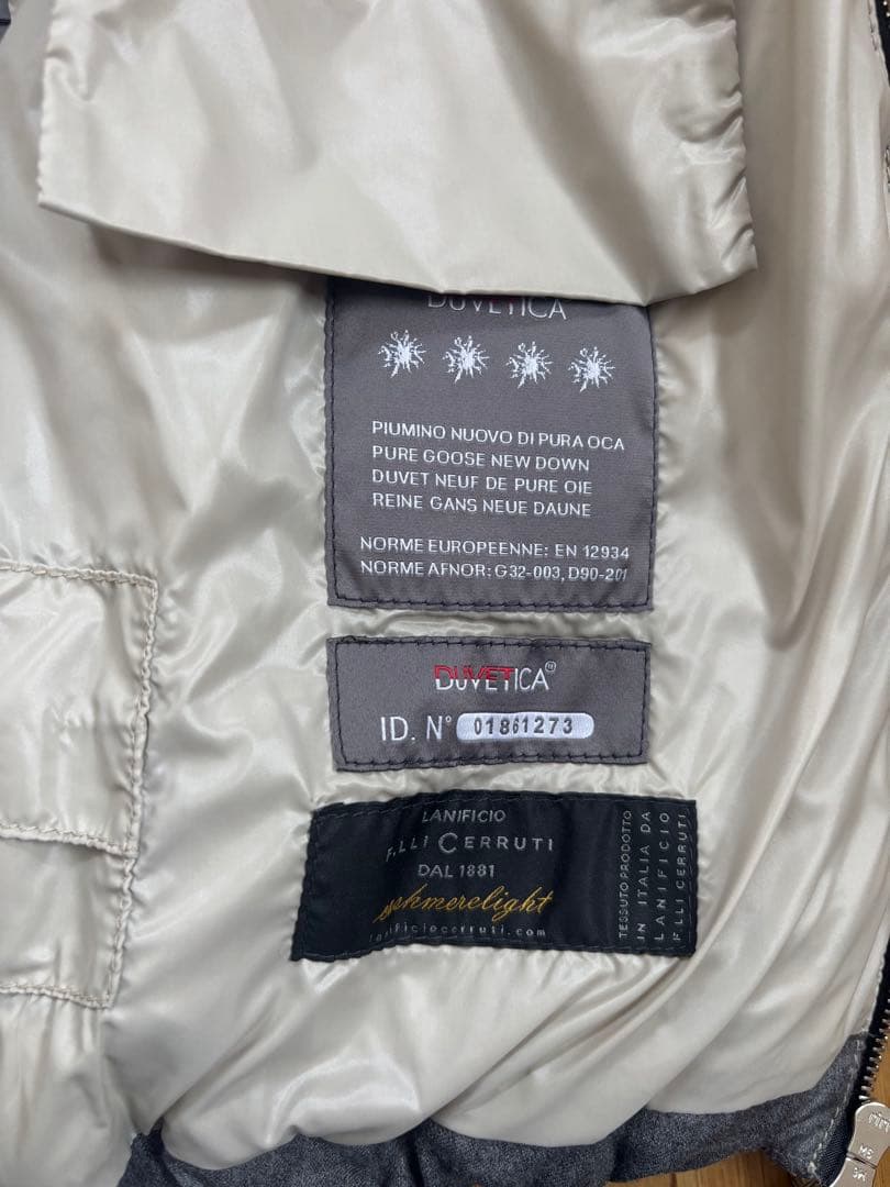 デュベティカ　ダウンベスト　40サイズ