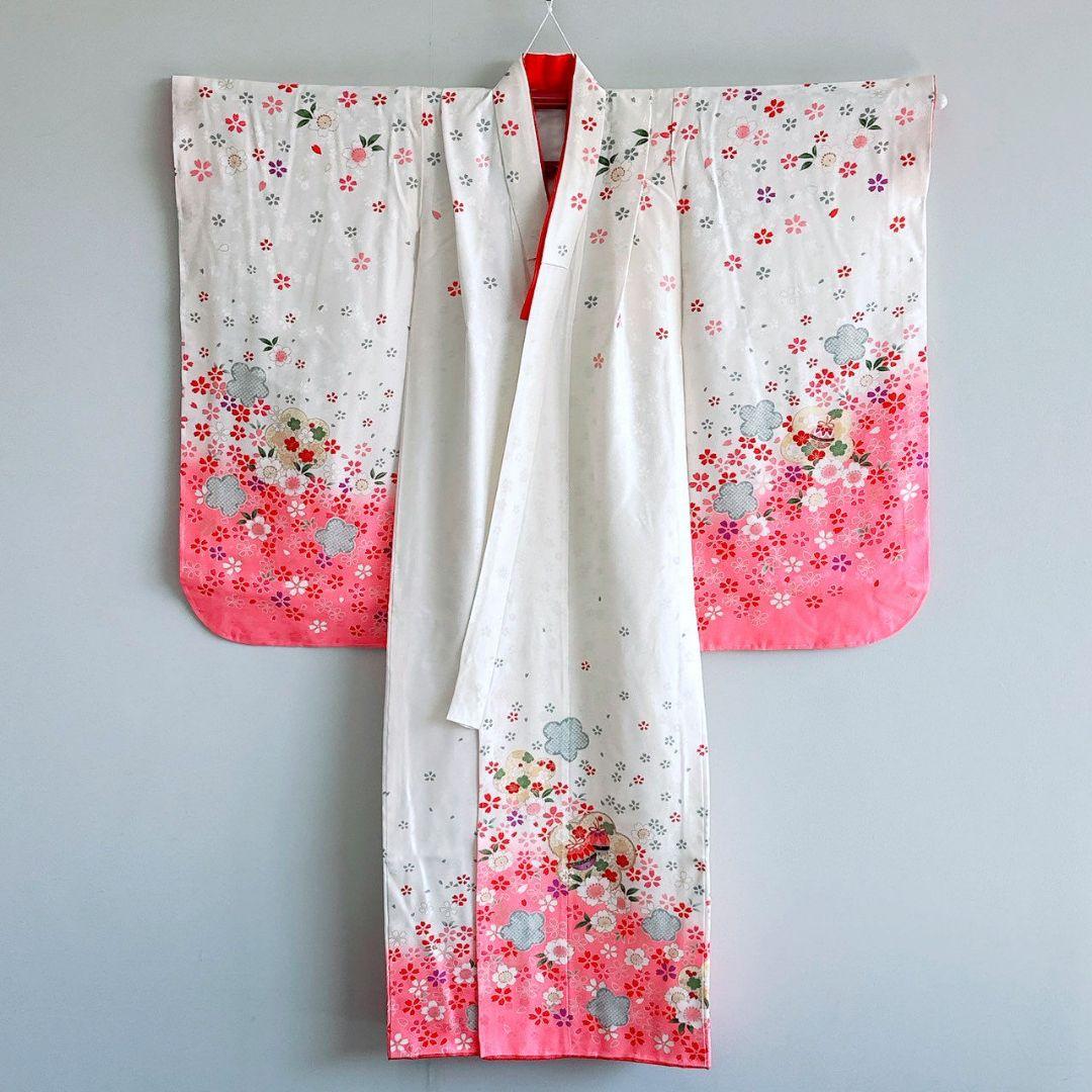 美品　七五三　7歳女の子　着物単品　絹100％　桜　金糸　7072