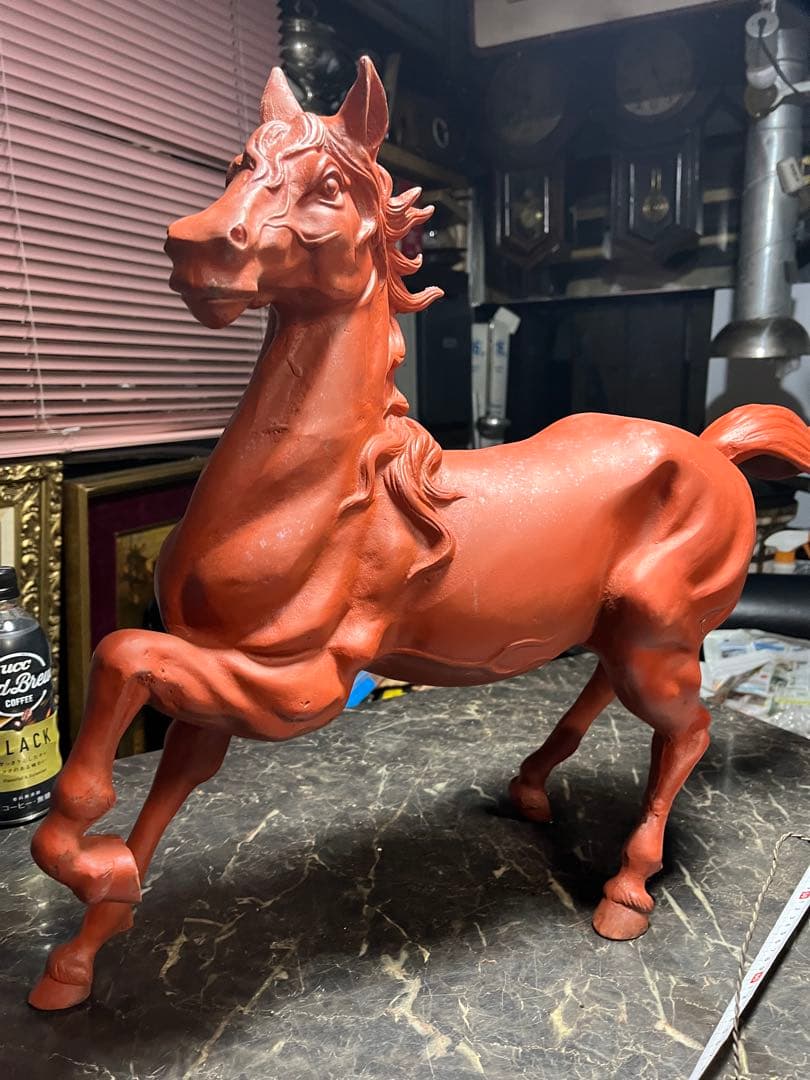 鉄製の馬、特大馬の置物、馬の置物、たてがみの馬、66センチ馬、11キロ