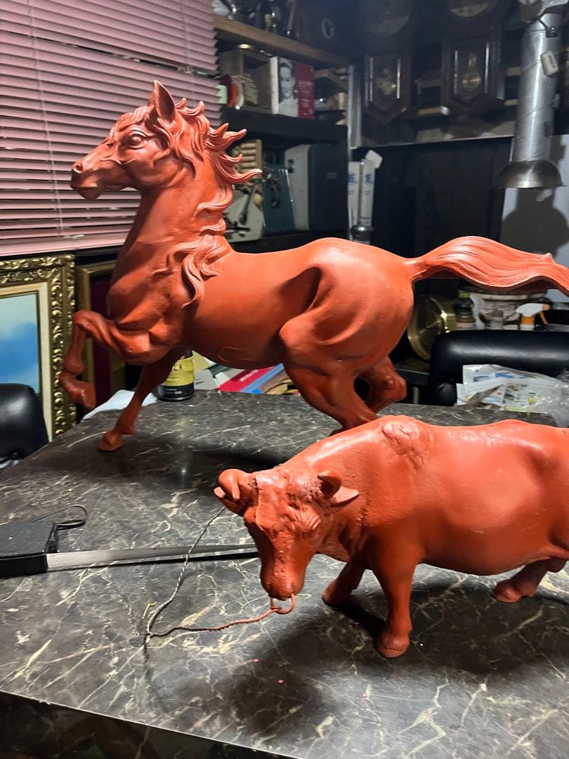 鉄製の馬、特大馬の置物、馬の置物、たてがみの馬、66センチ馬、11キロ