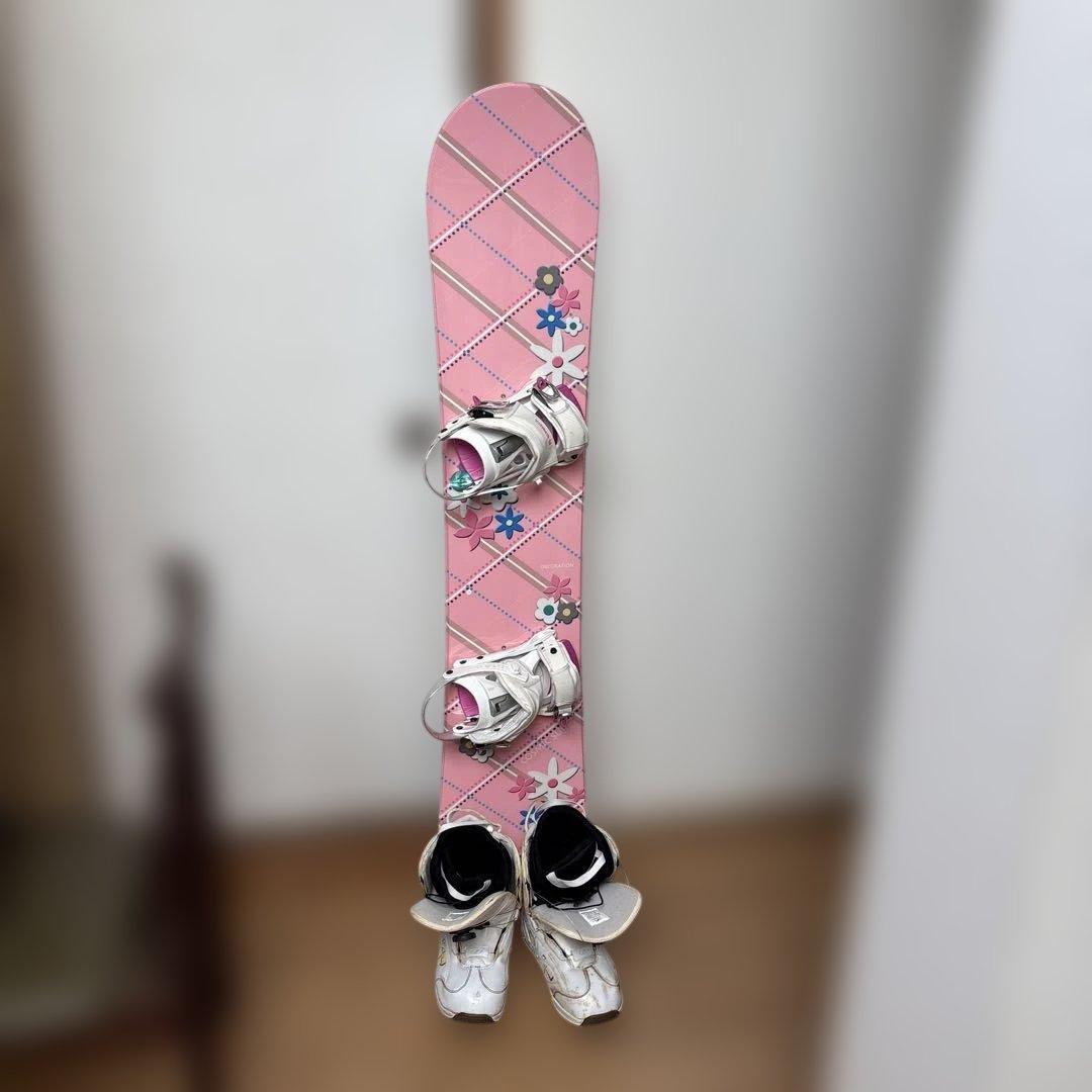 ピンク花柄スノーボードとブーツセット