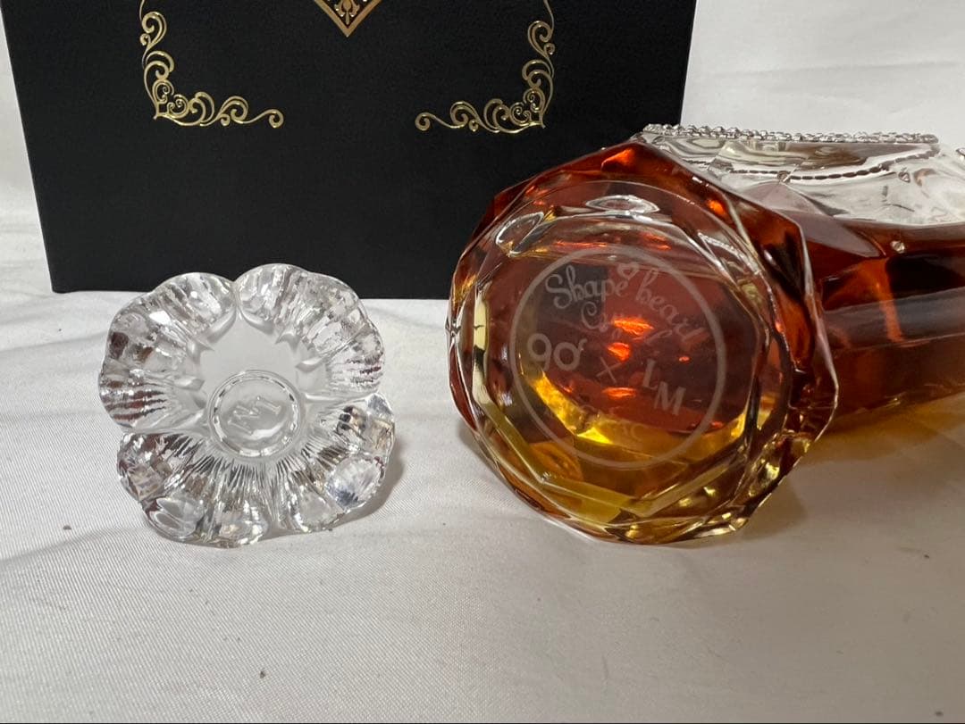 シェイプハート　クリアスワロフスキーボトル　替栓・化粧箱付き　国産品　未開封