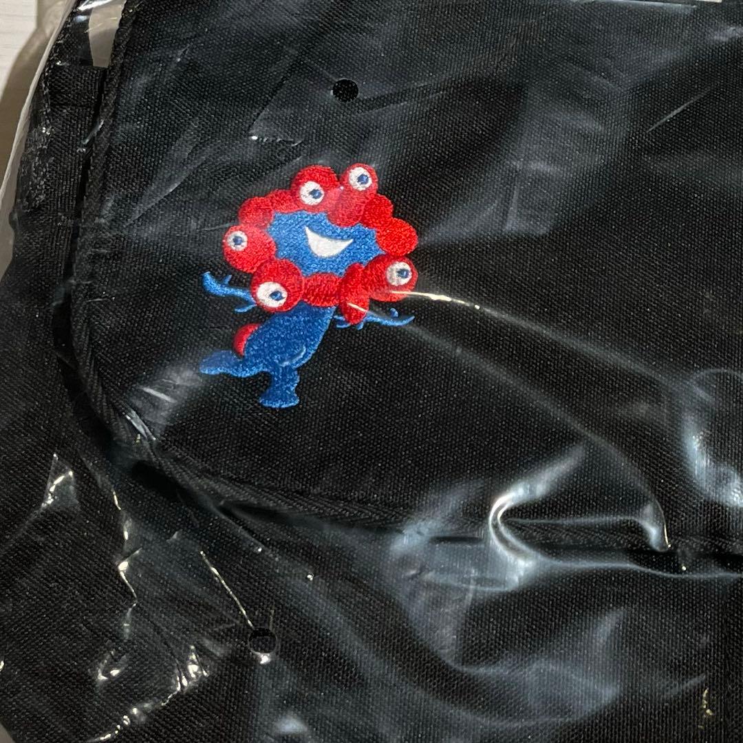 ミャクミャク　メッセンジャーバッグ