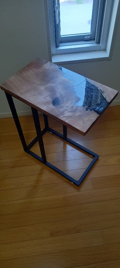 リバーテーブル　レジンテーブル　サイドテーブル