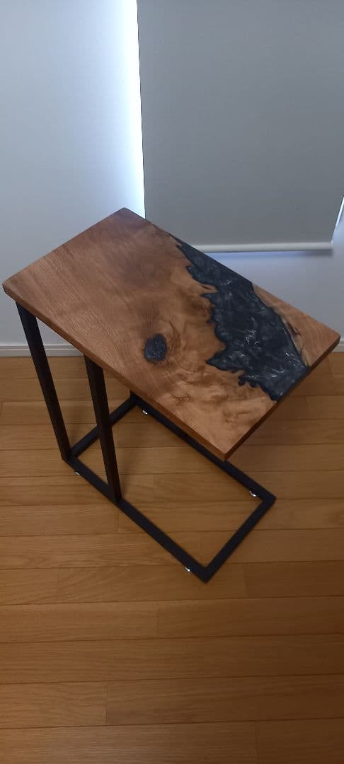 リバーテーブル　レジンテーブル　サイドテーブル
