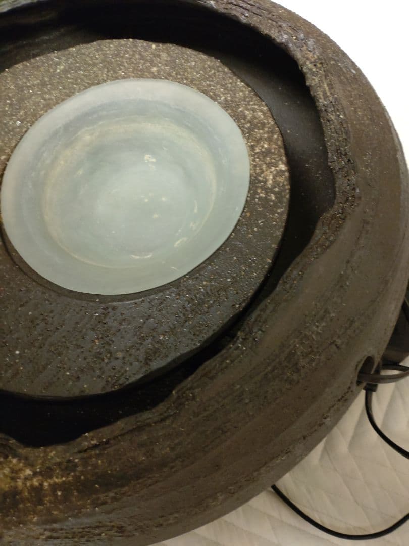 信楽焼　水鉢　睡蓮鉢　水音　 水琴窟　つくばい　電動