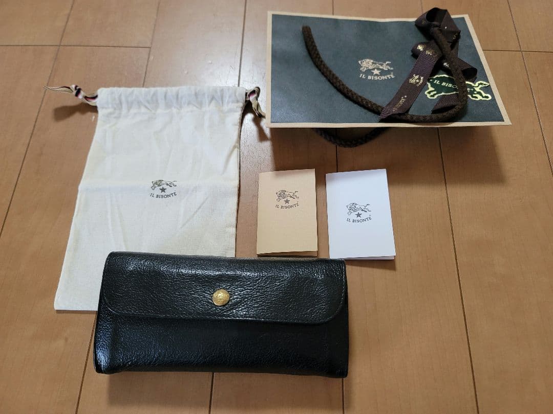 IL BISONTE ブラック長財布 付属品あり