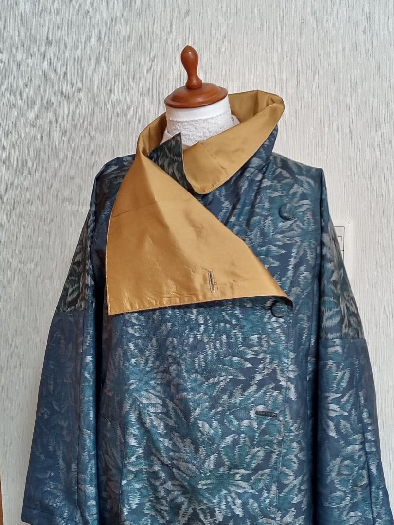 大島紬ロングコート／ラグラン袖 　　　　フリーサイズ