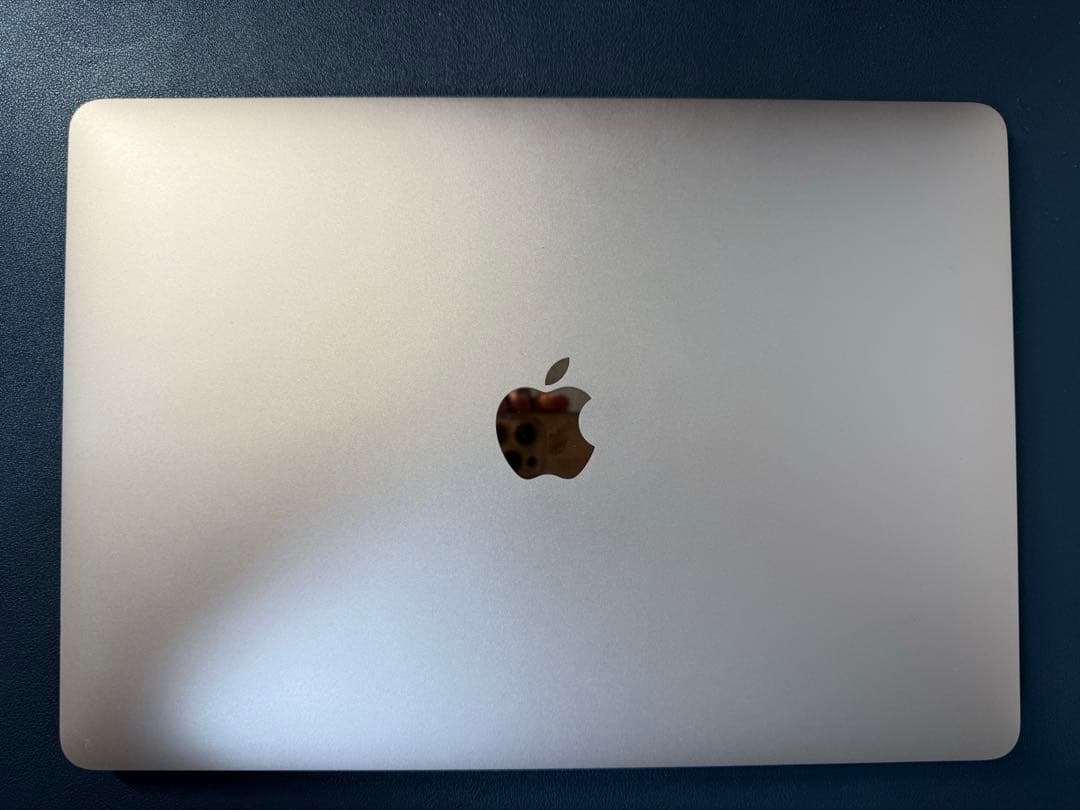 【美品】MacBook Air M1 8GB 256GB SSD ゴールド