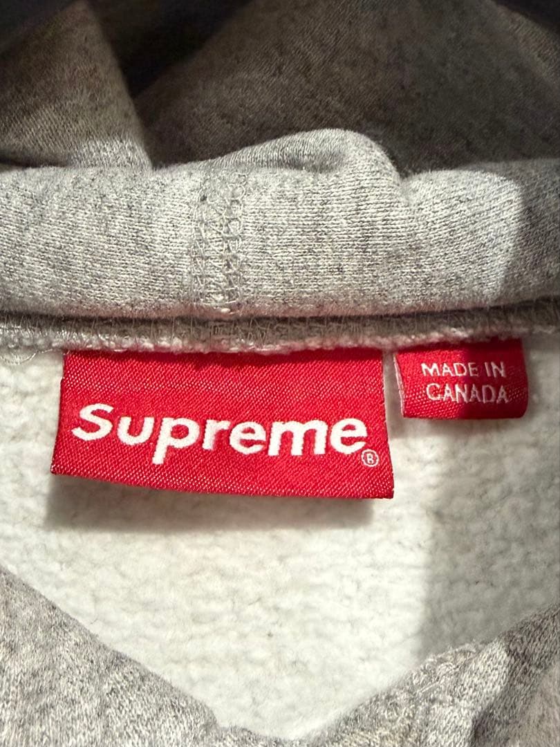 【週末価格】supreme classic logo パーカー M