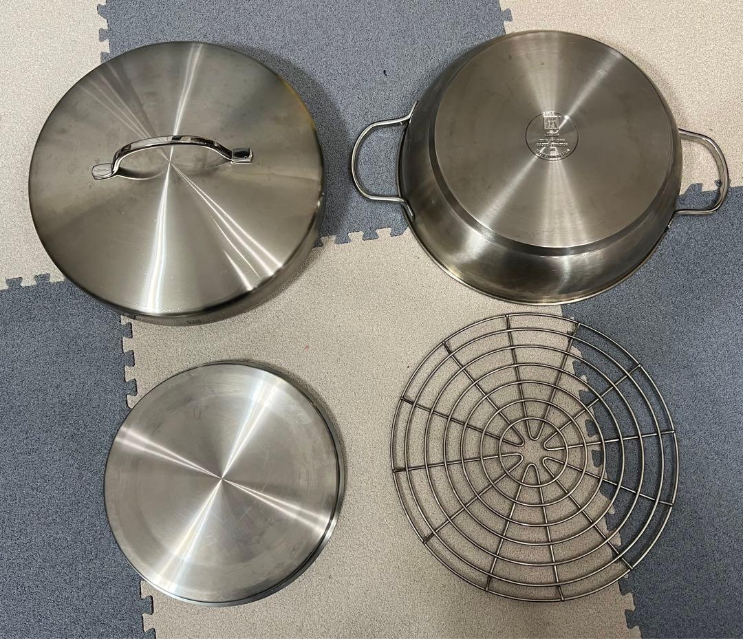 ①ツヴィリングJ.A.ヘンケルス IH対応 ② staub ストウブ 蒸し器