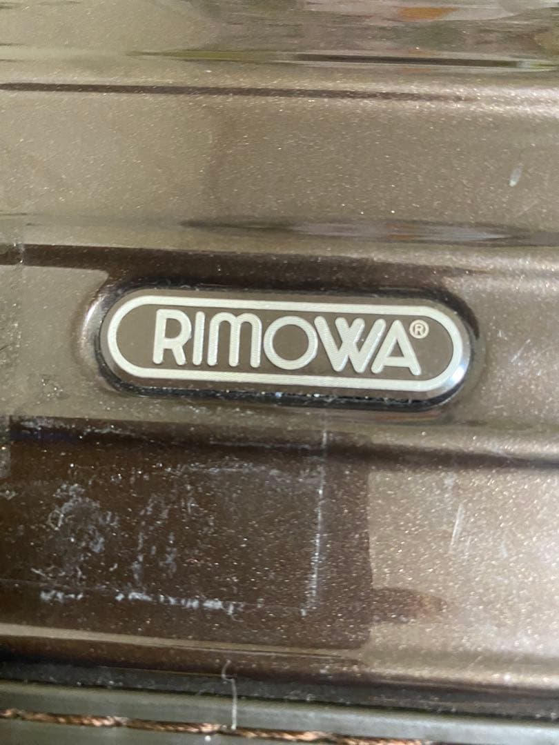 リモワ　サルサデラックス4輪