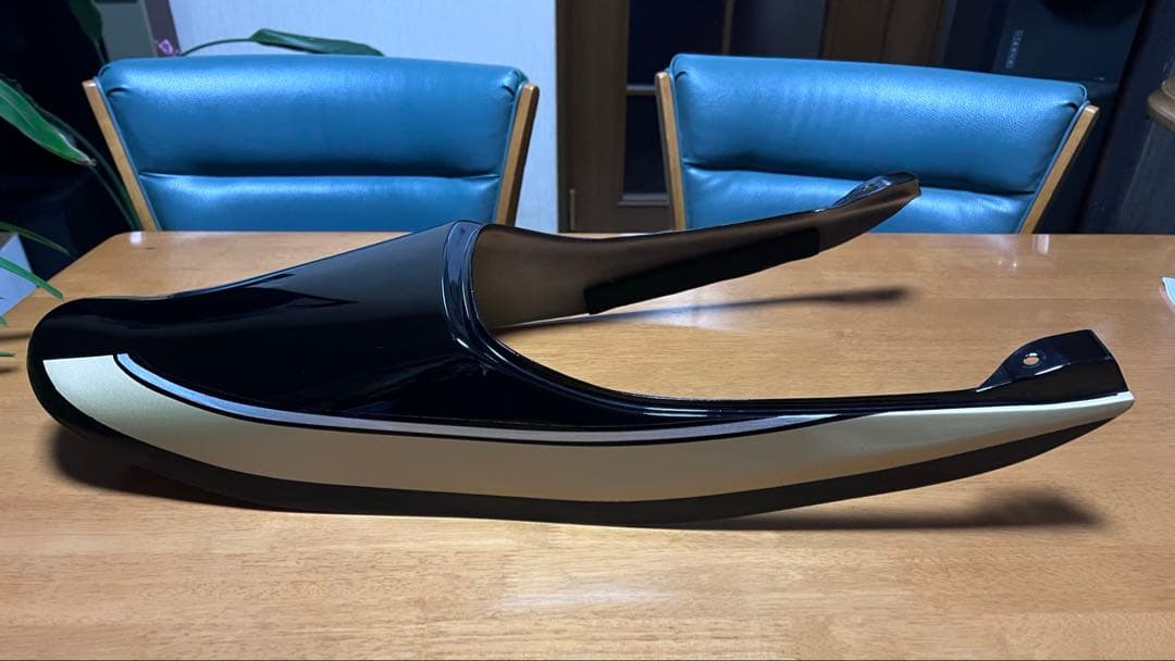 ゼファーχ用　Z2 テールカウル