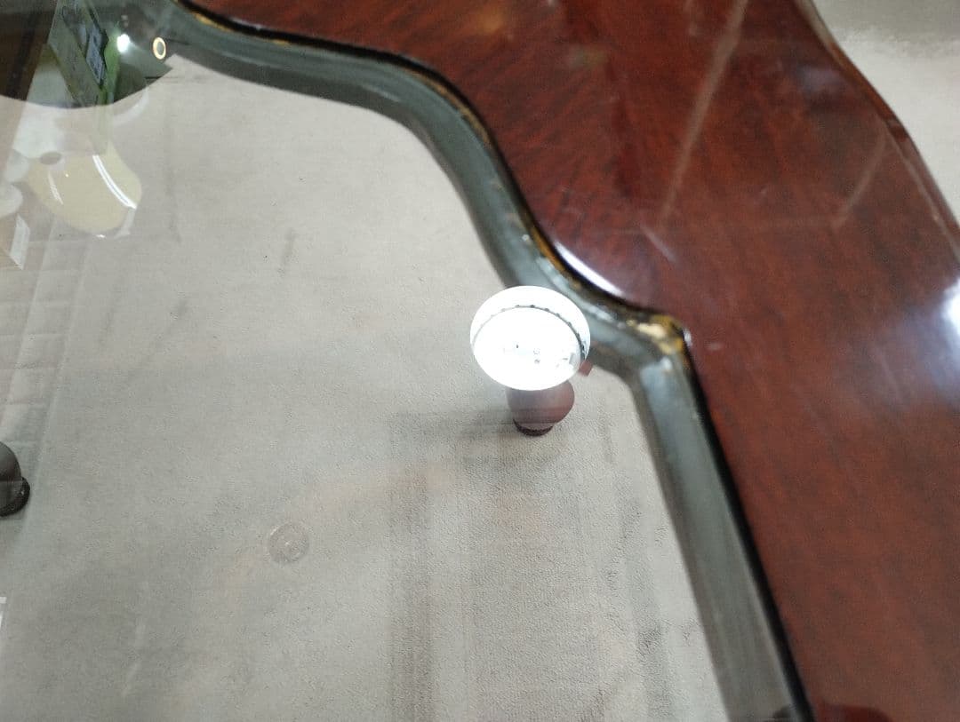 y　英国風ローテーブル　猫脚　ガラステーブル