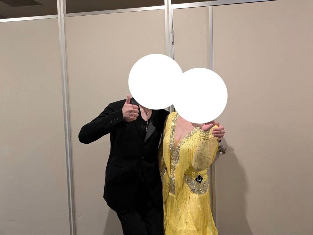 ラテンドレス　デモ用　美品