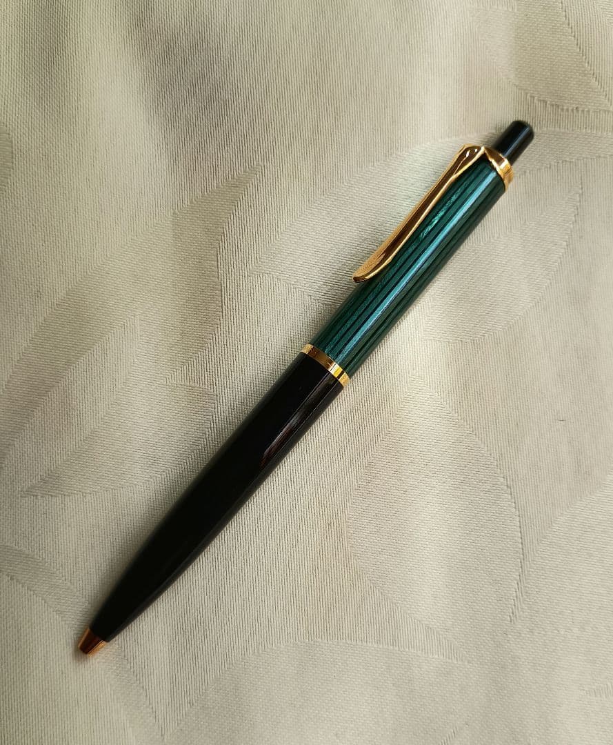 ペリカン　スーベレーン　ボールペンK400旧モデル　西ドイツ製　雛２羽