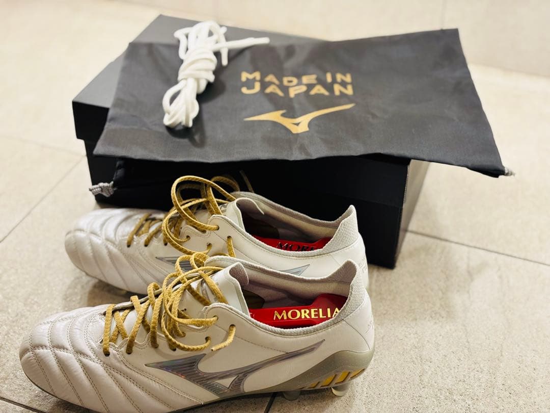 激レア【新品未使用】MIZUNOモレリアネオⅢ JAPAN／25.5cm