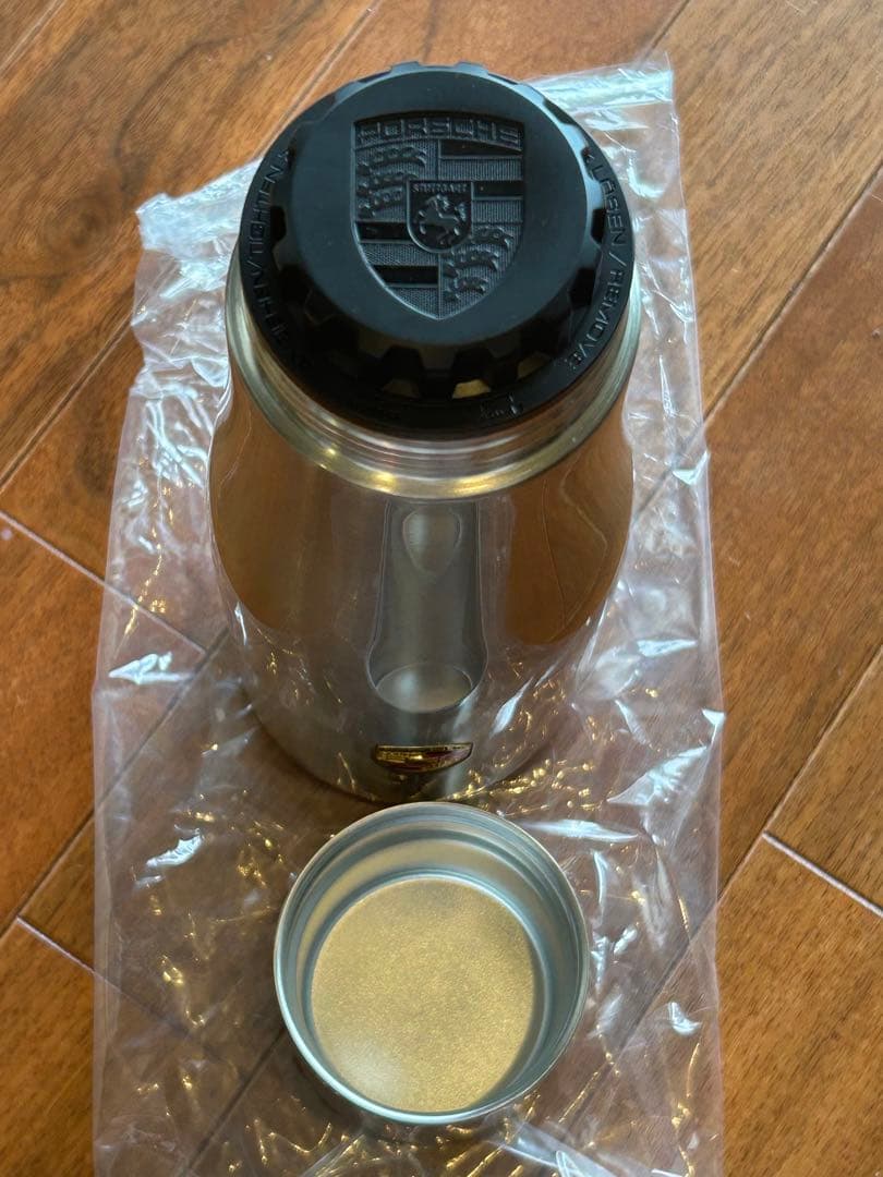 大人気！　現行品！　新品未使用！　ポルシェ　純正　水筒　ステンレスボトル　約1ℓ