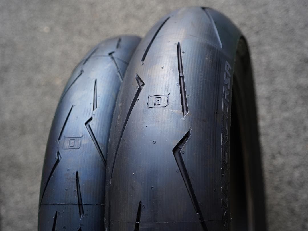 スーパーコルサV4 SC1 前後セット 110/70R17,140/70R17