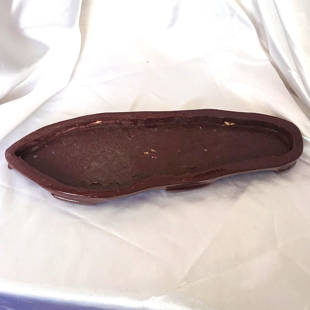 天然石愛石家放出品、美石縁起物の蛇石です。鑑賞台付き　蛇紋石　観賞石