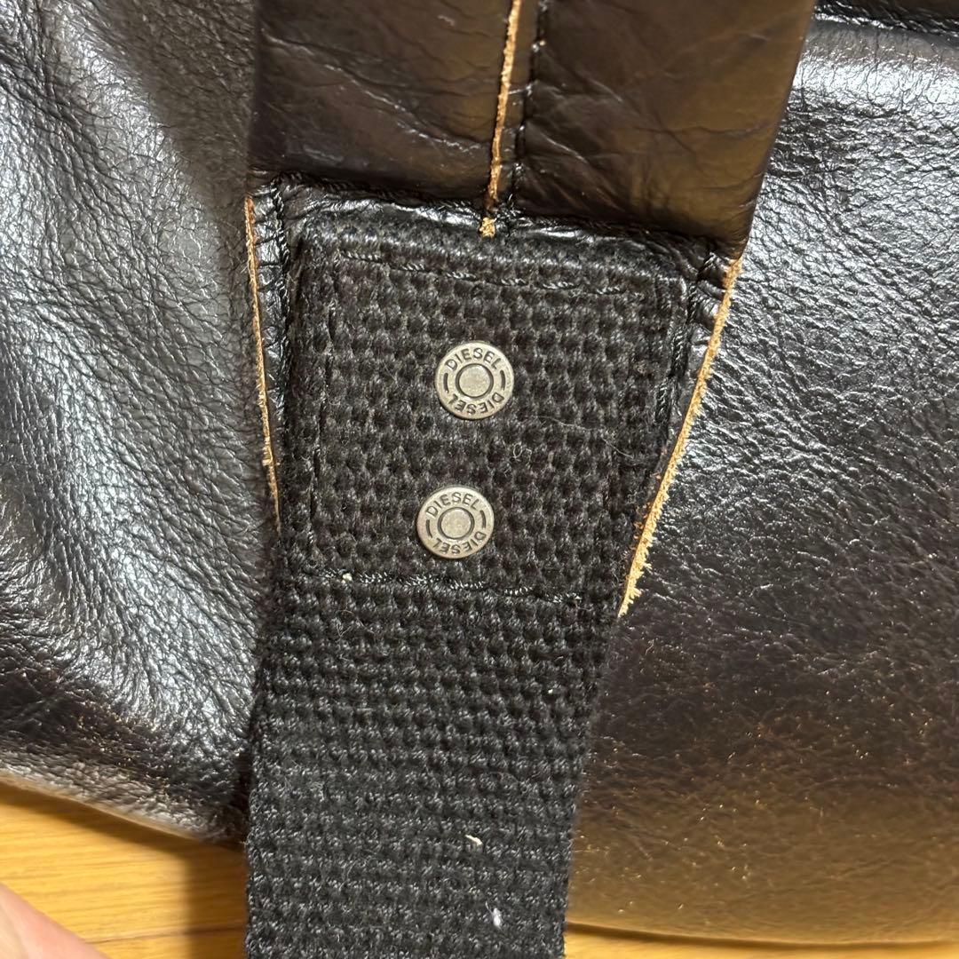 【希少】DIESEL レザー ボディバッグ ブラック