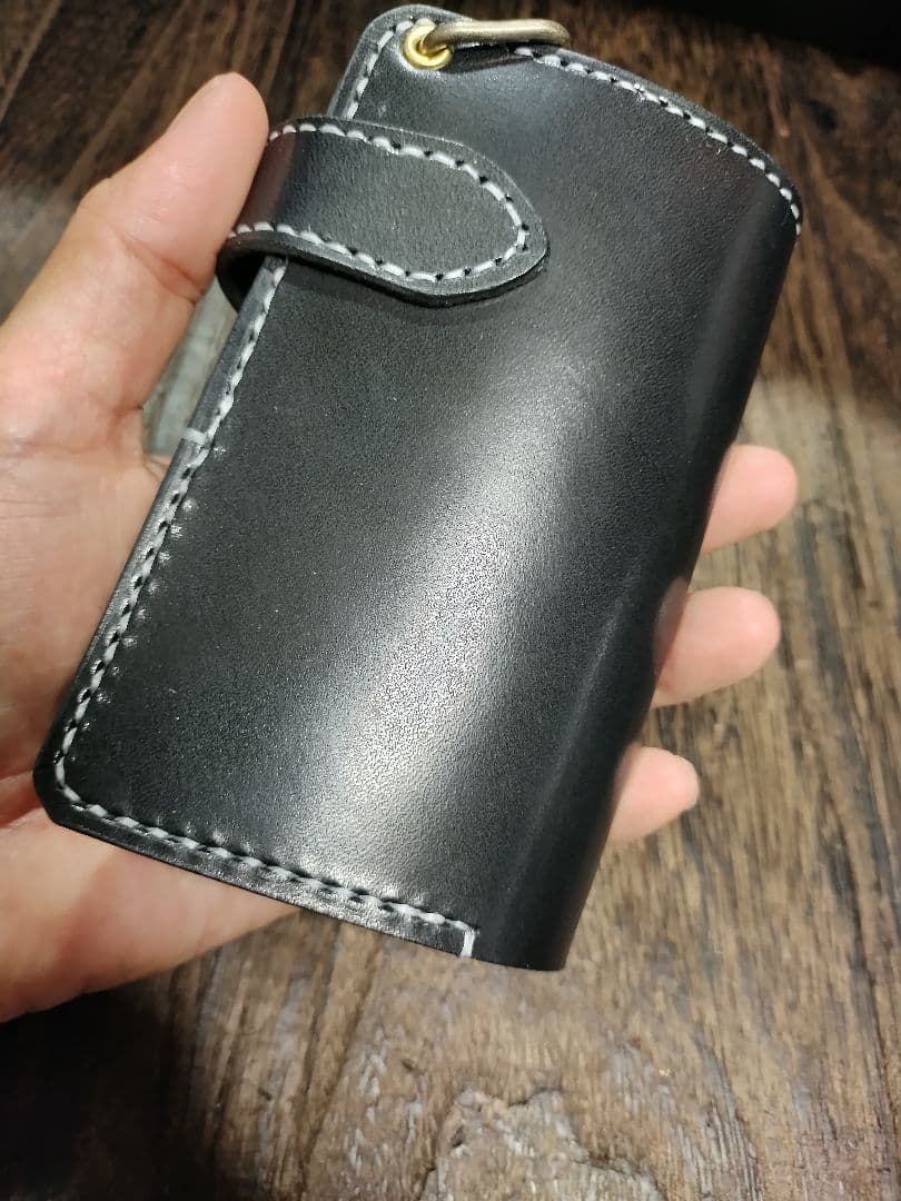 ブラック☆MiddleLeatherWalletミドルウォレット✮フラップ全縫い
