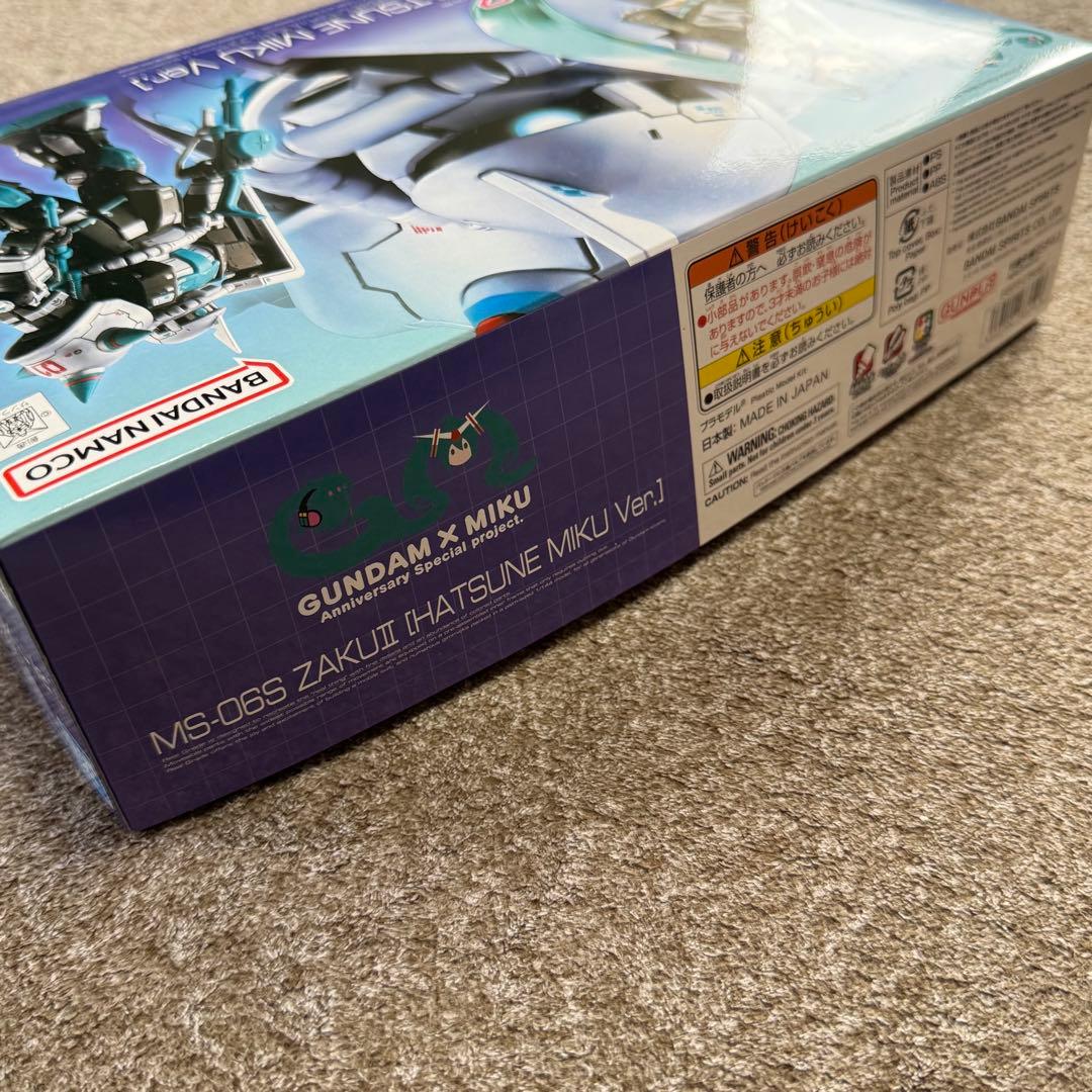 S*送様 【機動戦士ガンダム】RG 1/144 MS-06SザクII [初音ミク