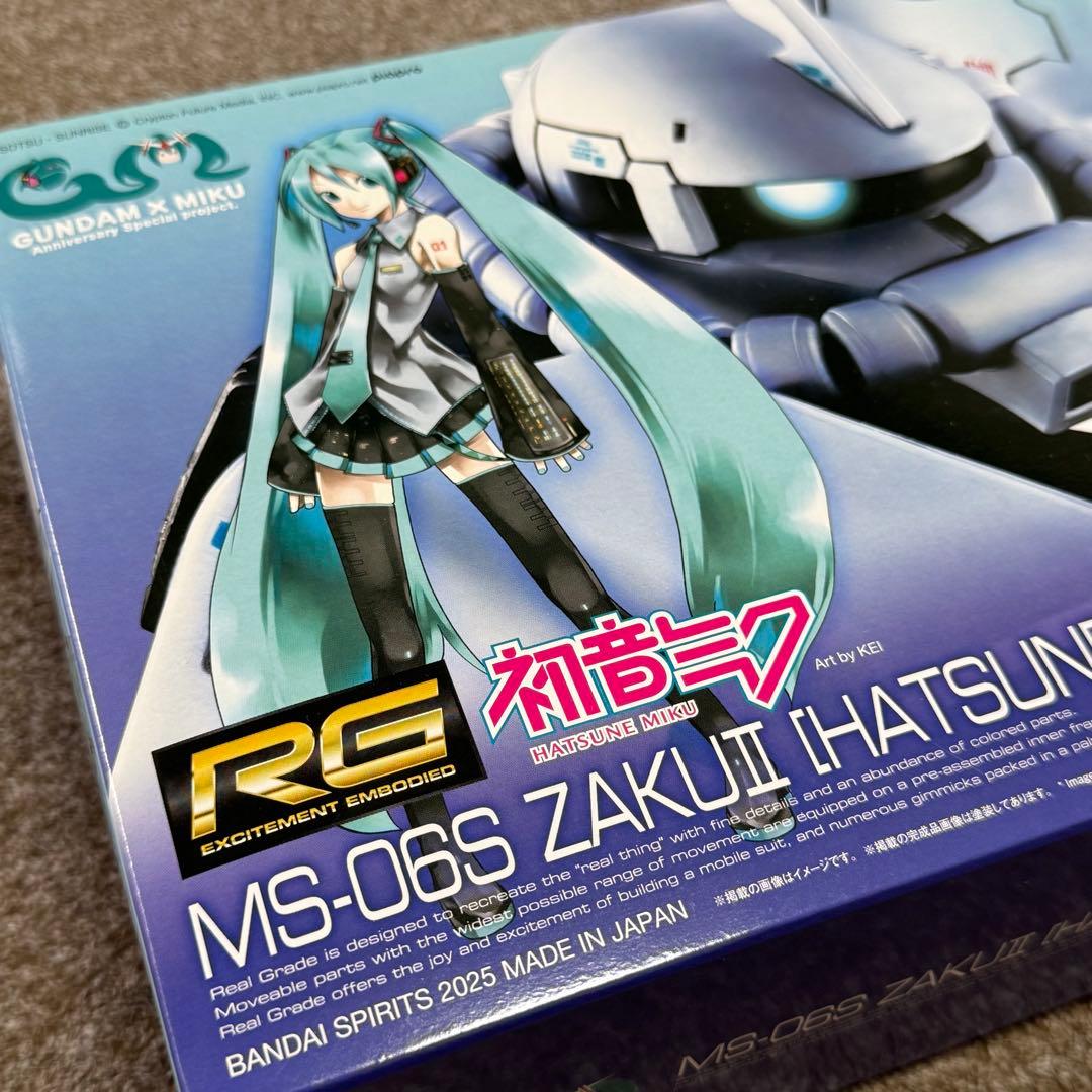 S*送様 【機動戦士ガンダム】RG 1/144 MS-06SザクII [初音ミク