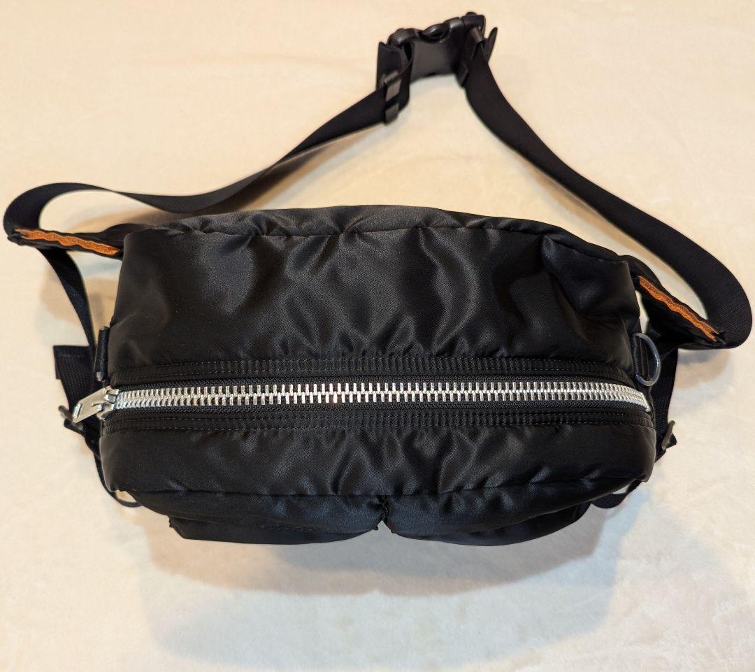 KK 【極美品】PORTER タンカー ボディバッグ ブラック