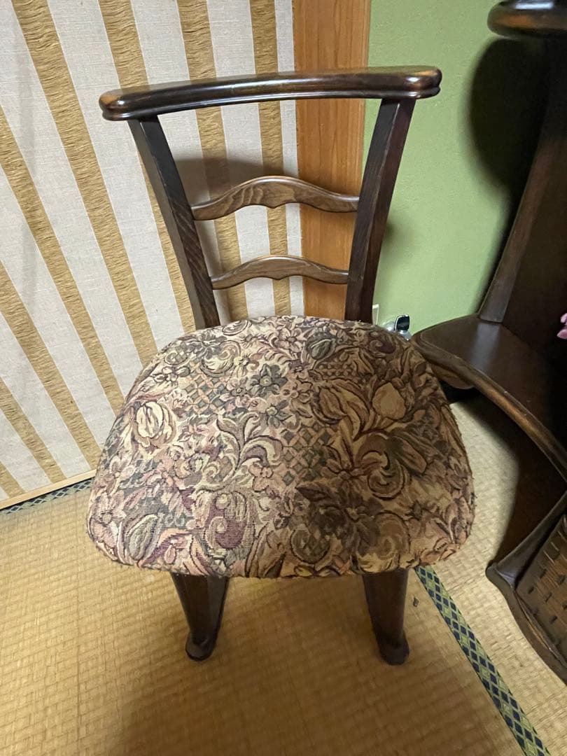 アンティーク椅子