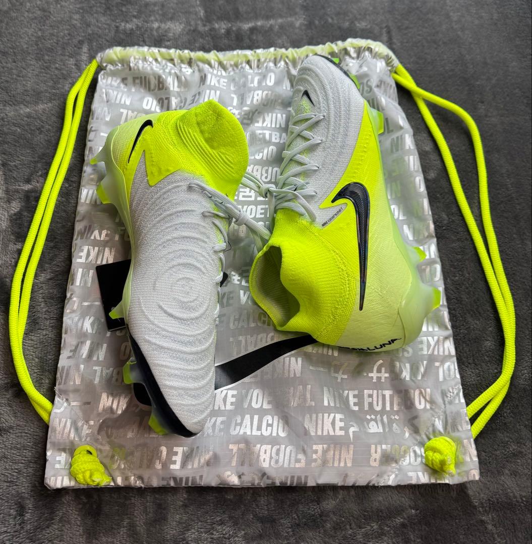 D新品 27.0cm ナイキ ファントム ルナ2 エリート FG FJ2572