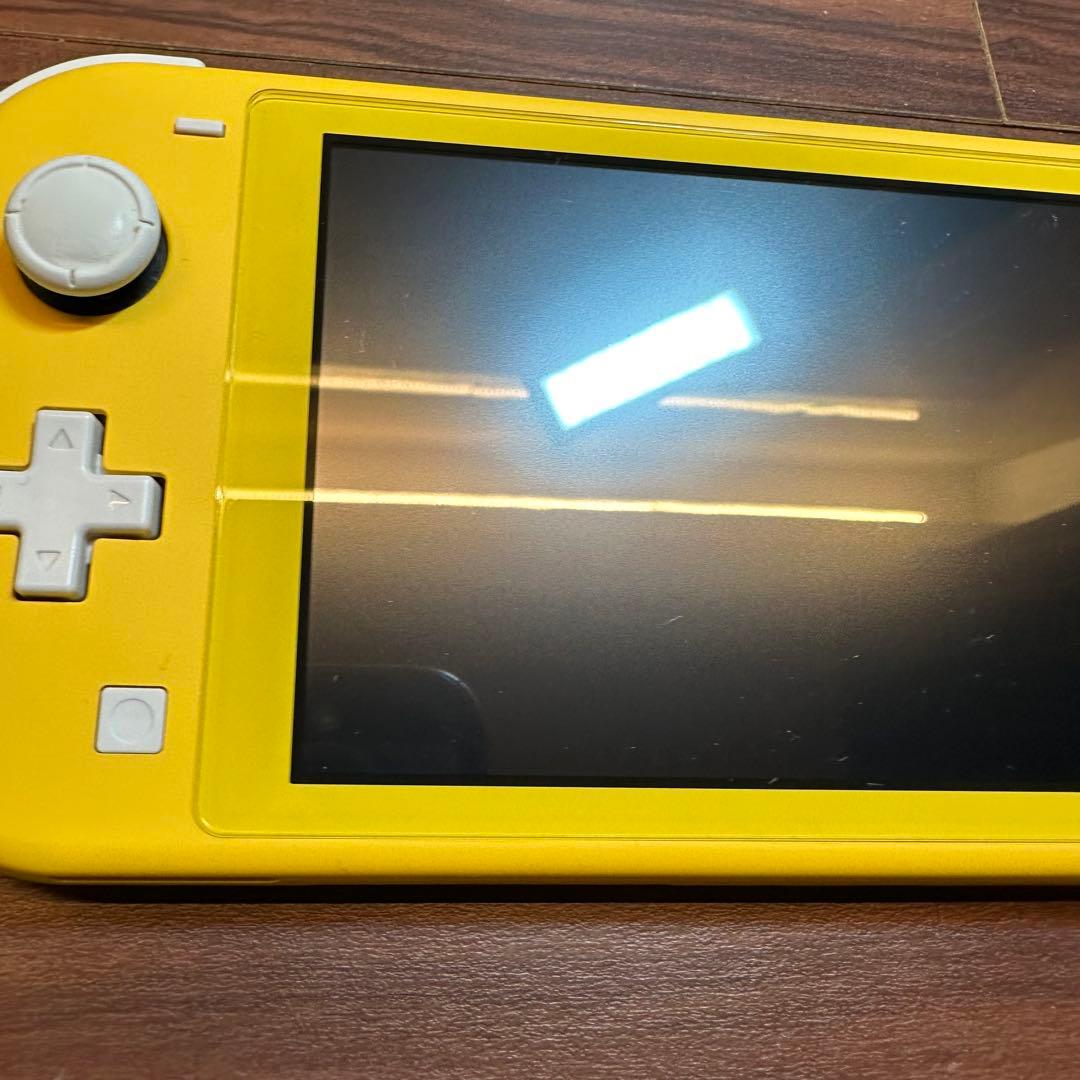 ニンテンドースイッチライト 本体 イエロー 5718
