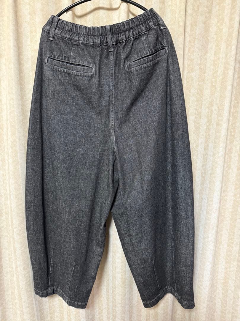 さちこ　ハーベスティ　サーカスパンツ　デニム　ブラック